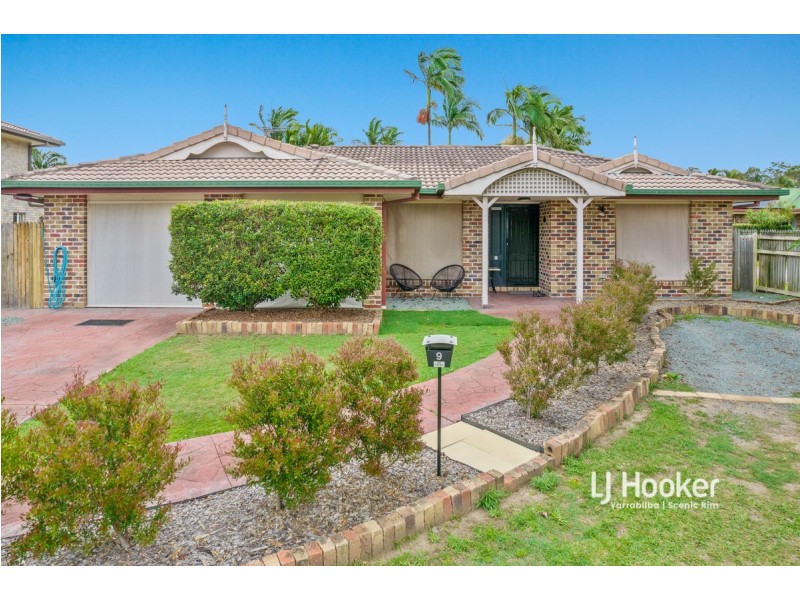 9 Silkwood Court, Warner QLD 4500