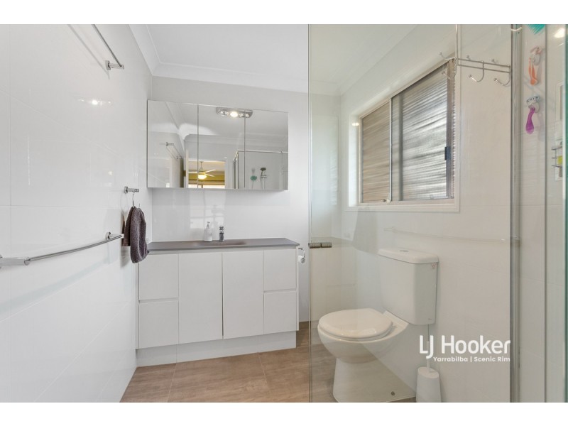 9 Silkwood Court, Warner QLD 4500