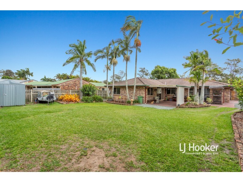 9 Silkwood Court, Warner QLD 4500