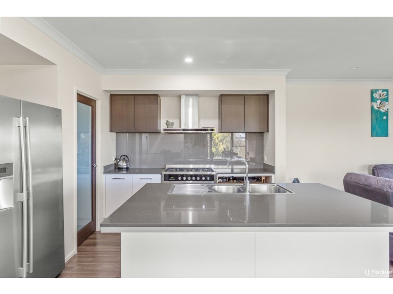 60 Pinehill Street, Yarrabilba QLD 4207