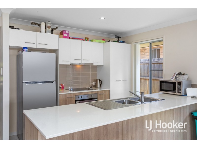 33 Malachite Drive, Logan Reserve QLD 4133