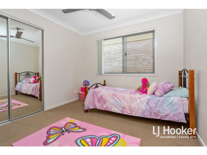 33 Malachite Drive, Logan Reserve QLD 4133