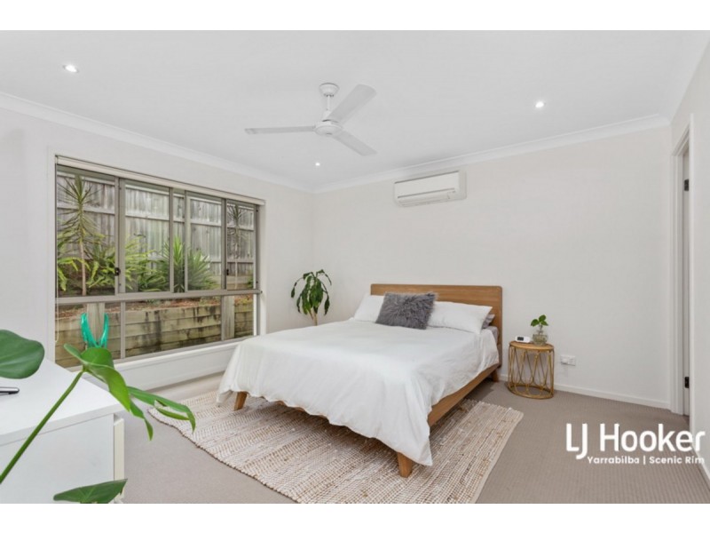 6 Tomaree Place, Waterford QLD 4133