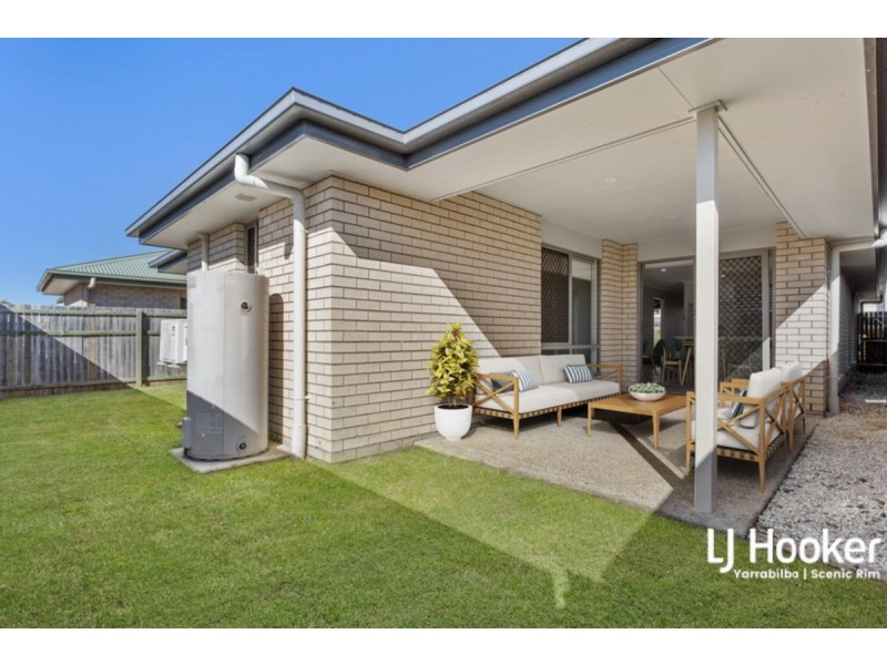 8 Sepia Street, Yarrabilba QLD 4207