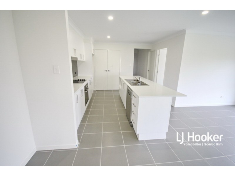 27 Daybreak Street, Yarrabilba QLD 4207