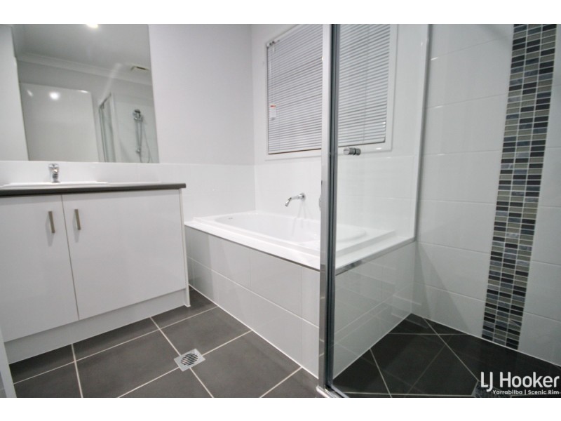 62 Sommer Street, Yarrabilba QLD 4207