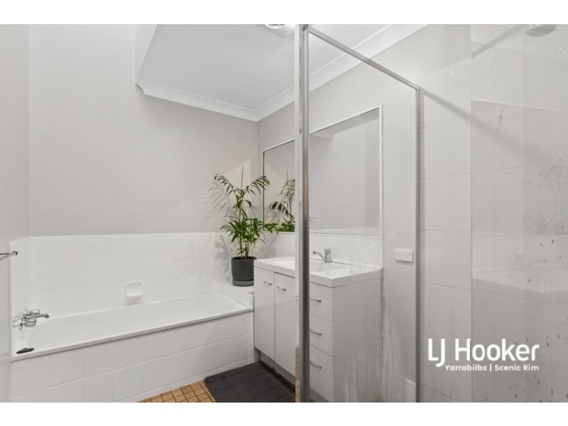 12 Ivanhoe Drive, Bethania QLD 4205