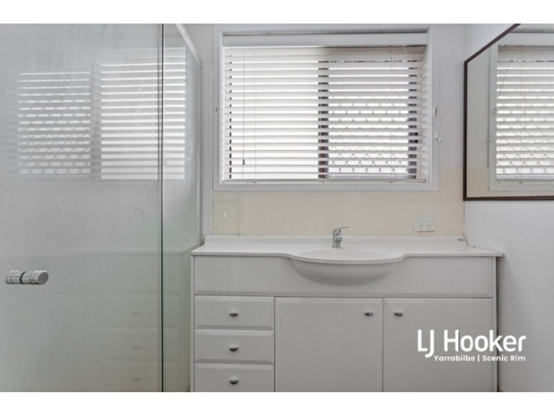 12 Ivanhoe Drive, Bethania QLD 4205