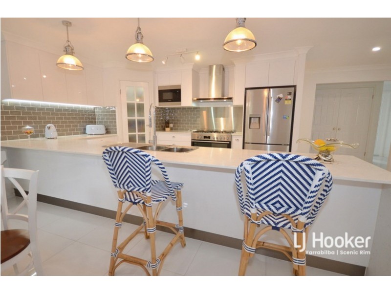 23 Braeview Place, Beaudesert QLD 4285