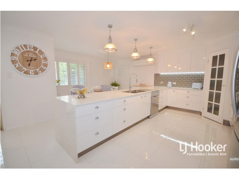 23 Braeview Place, Beaudesert QLD 4285