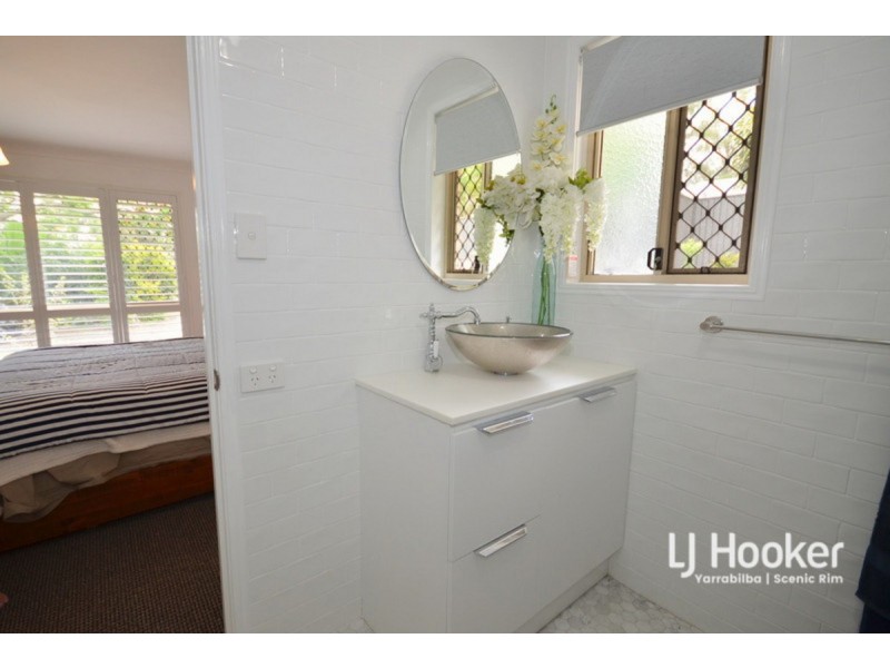 23 Braeview Place, Beaudesert QLD 4285