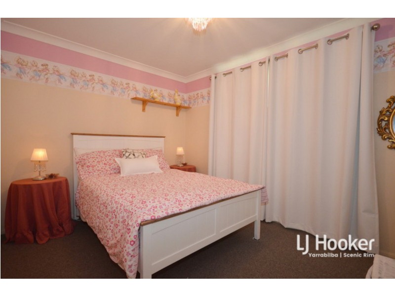 23 Braeview Place, Beaudesert QLD 4285