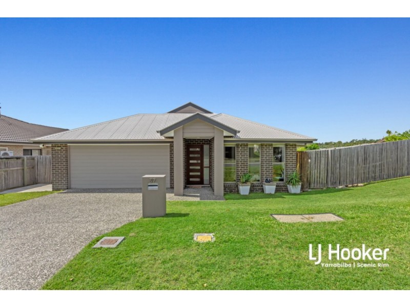 37 Burnett Drive, Holmview QLD 4207