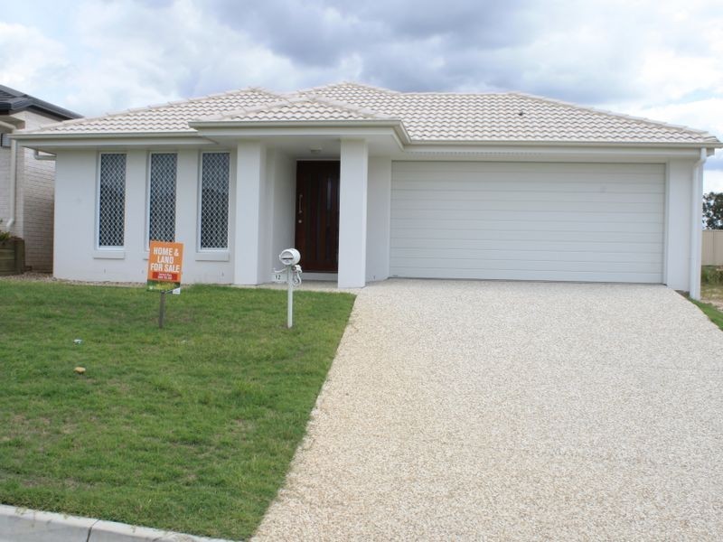12 Schroeder Street, Alberton QLD 4207