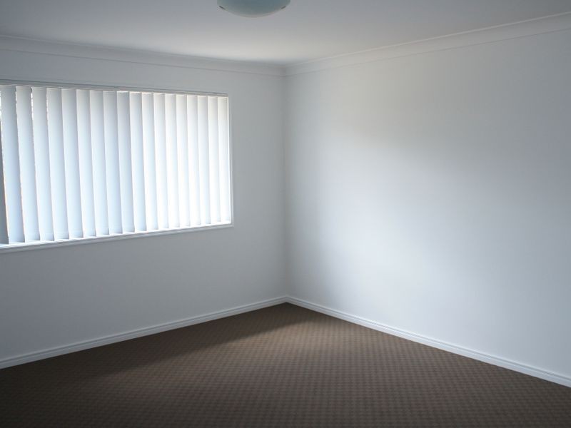 12 Schroeder Street, Alberton QLD 4207