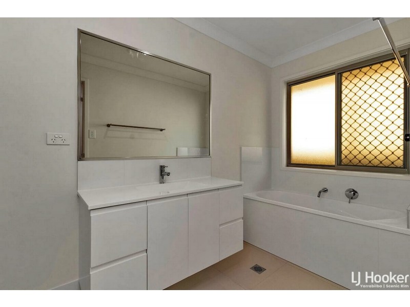 31 Neumann Drive, Yarrabilba QLD 4207