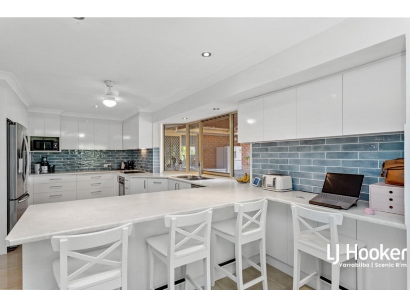 14 Ernest Street, Windaroo QLD 4207