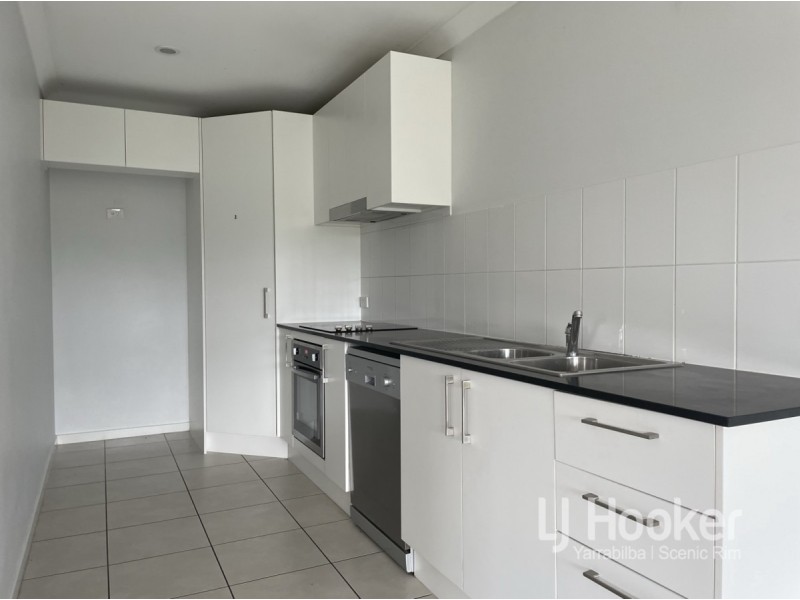2/28 Pendragon Street, Raceview QLD 4305