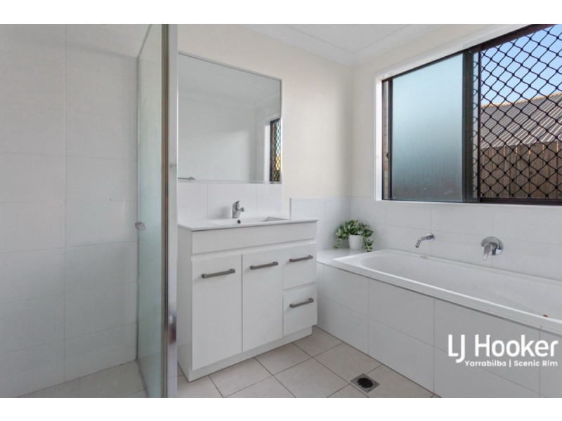 15 Gossan Circuit, Yarrabilba QLD 4207