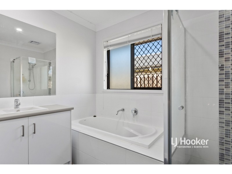 3 Bayes Road, Logan Reserve QLD 4133