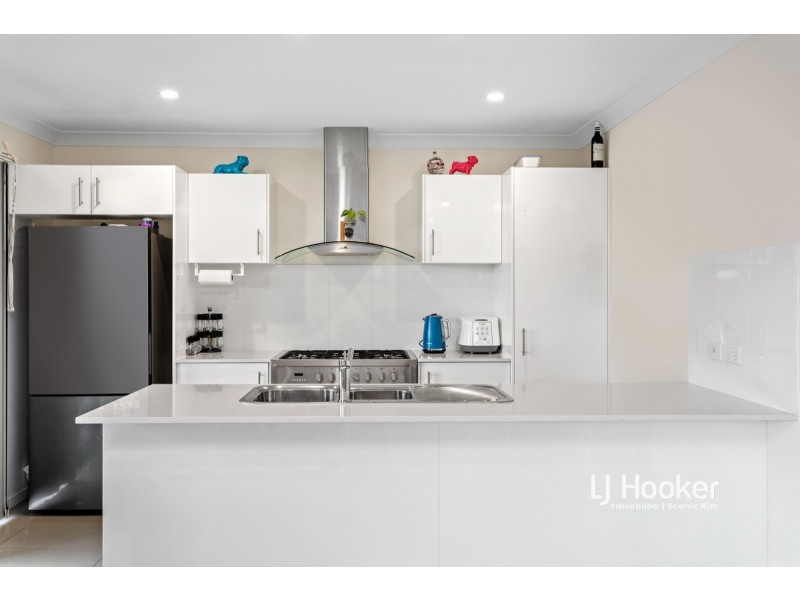 32 Arcadia Circuit, Yarrabilba QLD 4207