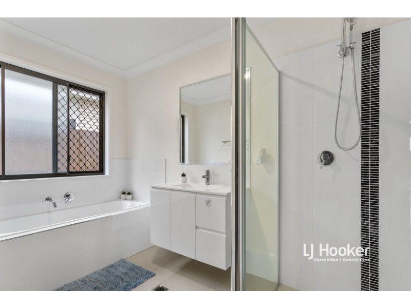 32 Arcadia Circuit, Yarrabilba QLD 4207