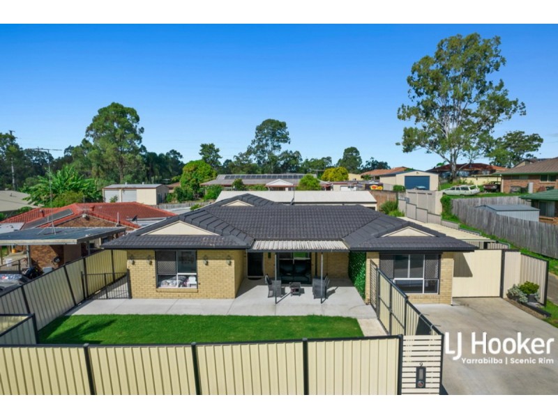 9 Rochelle Court, Edens Landing QLD 4207