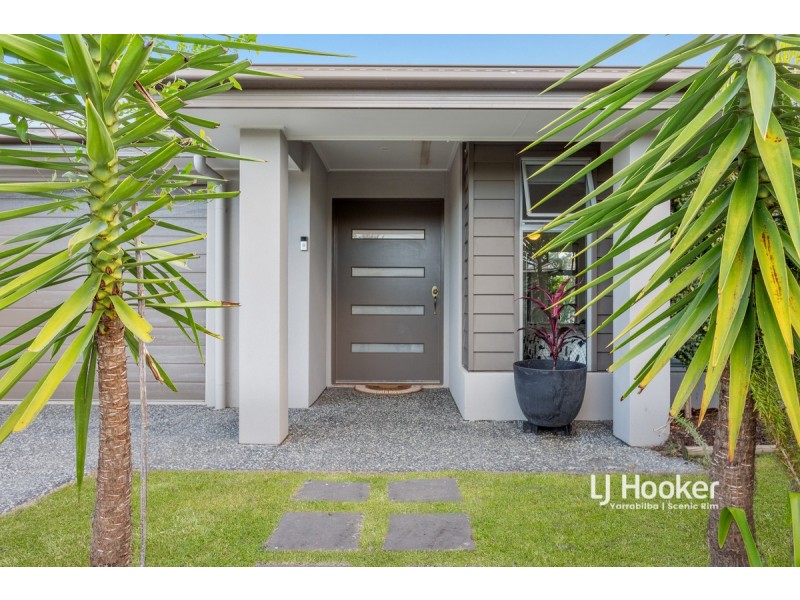 8 Buxton Avenue, Yarrabilba QLD 4207