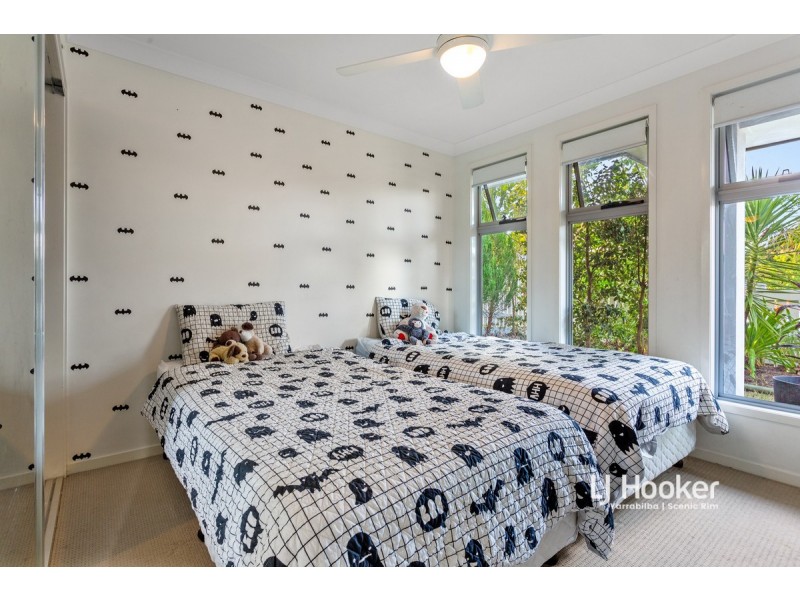 8 Buxton Avenue, Yarrabilba QLD 4207