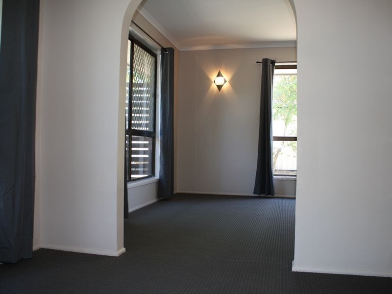 696 Browns Plains Road, Marsden QLD 4132