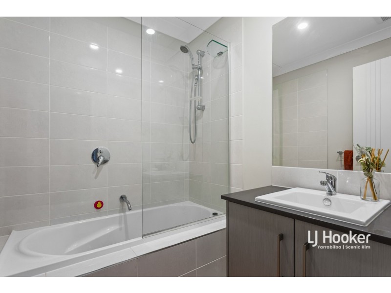23/8 Highlands Street, Yarrabilba QLD 4207
