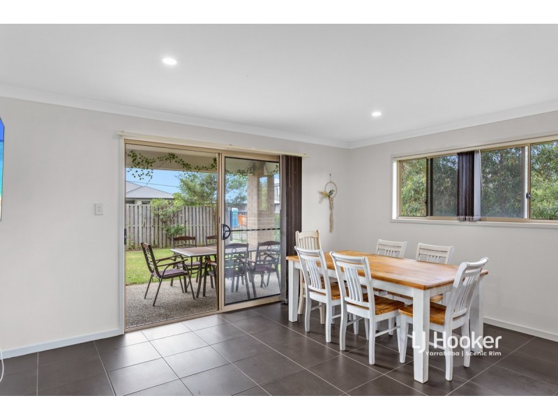 22 Bishampton Circuit, Logan Reserve QLD 4133