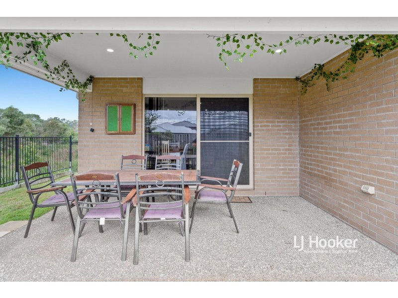 22 Bishampton Circuit, Logan Reserve QLD 4133