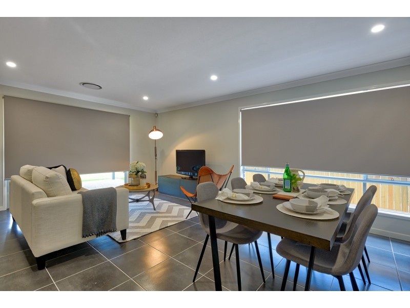 70 Rural Street, Park Ridge QLD 4125