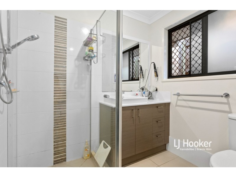 15 Follett Street, Yarrabilba QLD 4207