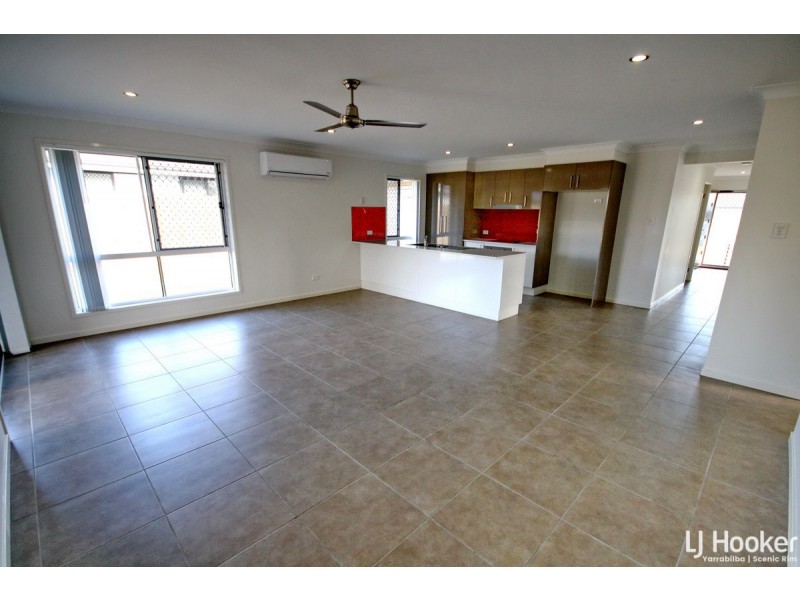 27 Treeline Circuit, Yarrabilba QLD 4207