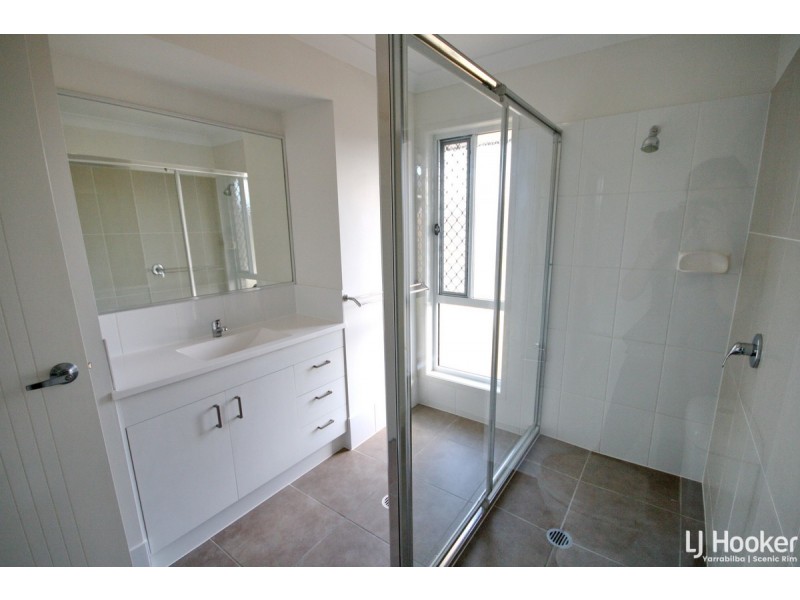 27 Treeline Circuit, Yarrabilba QLD 4207