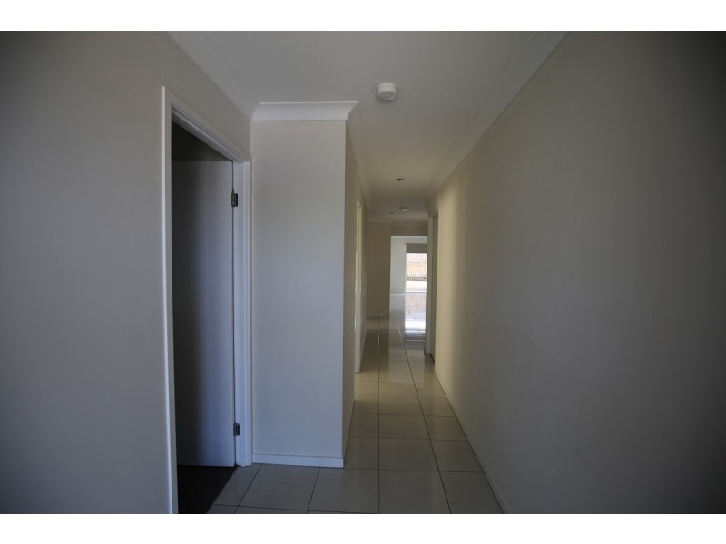 90 Darlington Drive, Yarrabilba QLD 4207