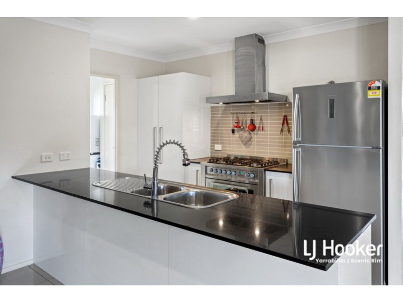 27 Carpenter Street, Yarrabilba QLD 4207
