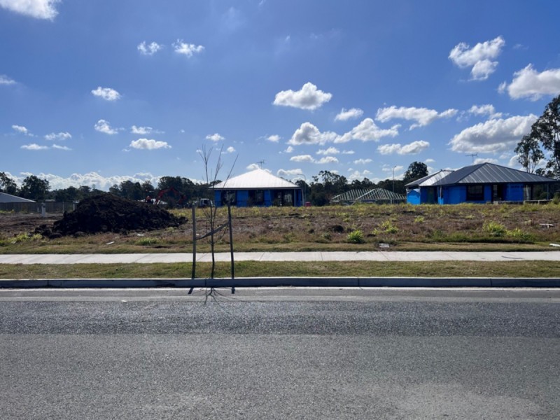 18 Bayes Road, Logan Reserve QLD 4133