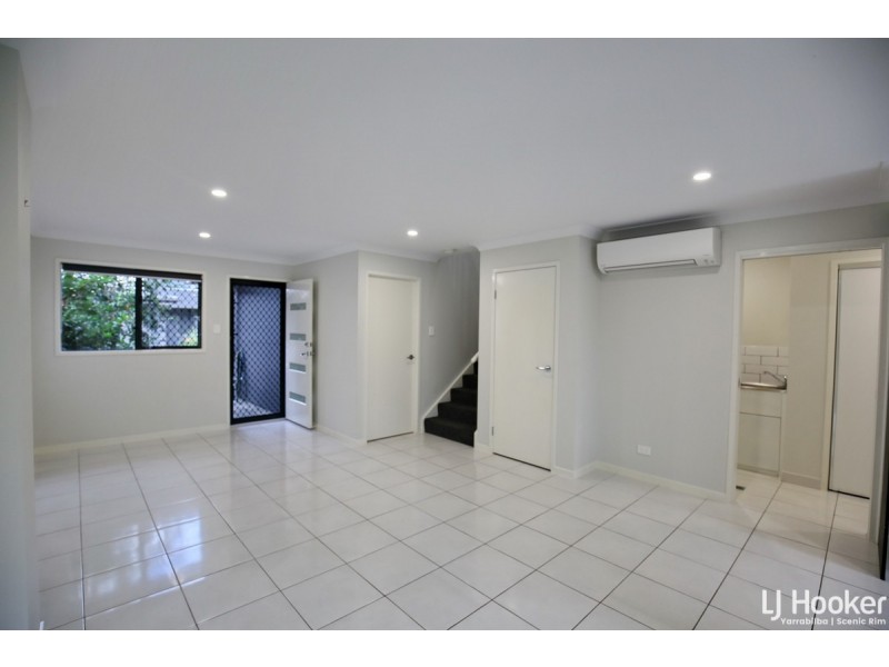 8/8 Highlands Street, Yarrabilba QLD 4207