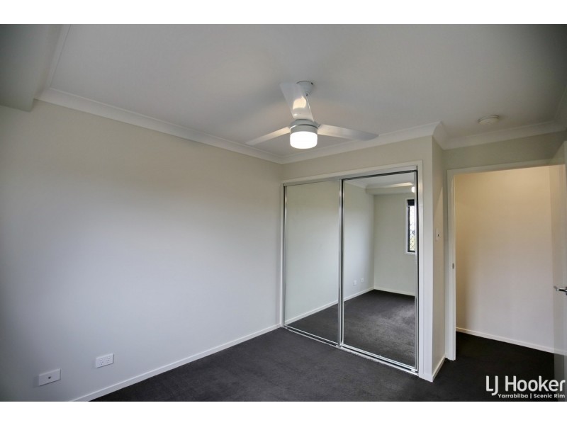 8/8 Highlands Street, Yarrabilba QLD 4207