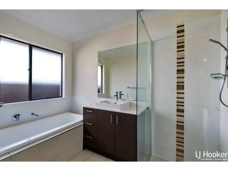 48 Summerview Avenue, Yarrabilba QLD 4207