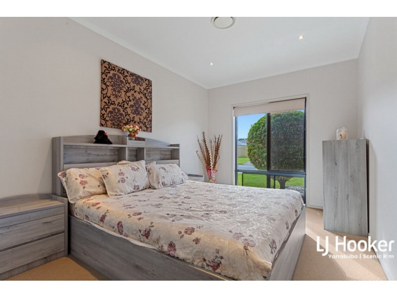 34 Lakeland Court, Loganholme QLD 4129
