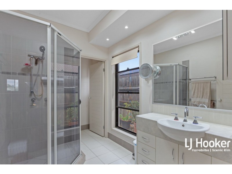 34 Lakeland Court, Loganholme QLD 4129