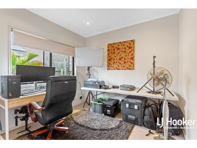 34 Lakeland Court, Loganholme QLD 4129