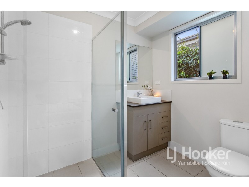 8 Buxton Avenue, Yarrabilba QLD 4207