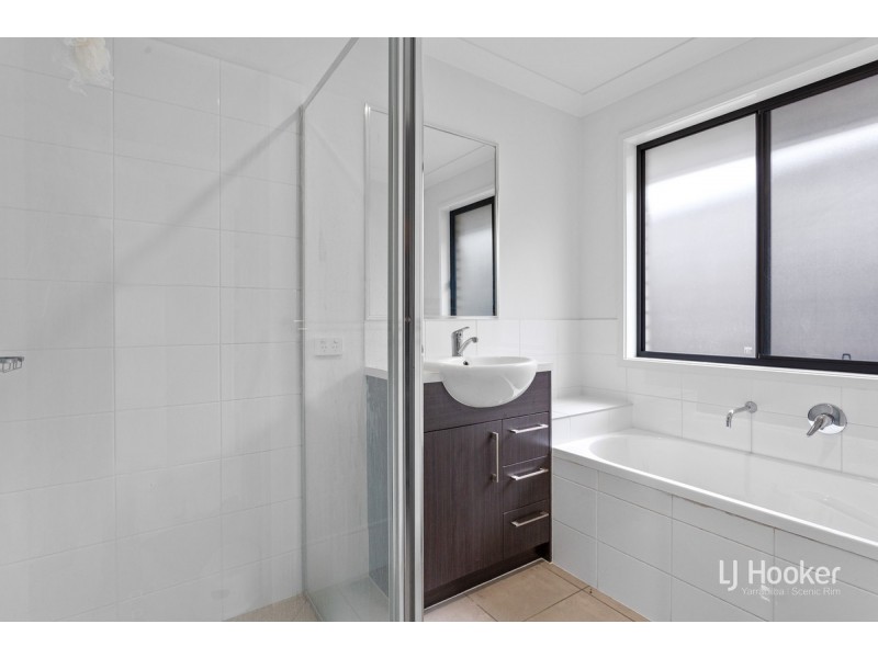 20 Skyblue Circuit, Yarrabilba QLD 4207