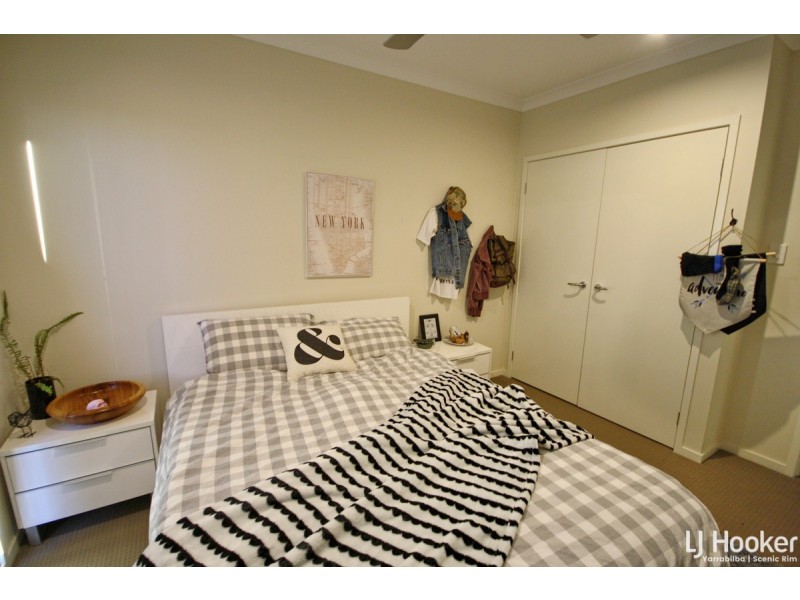 1 Hantlemann Lane, Yarrabilba QLD 4207