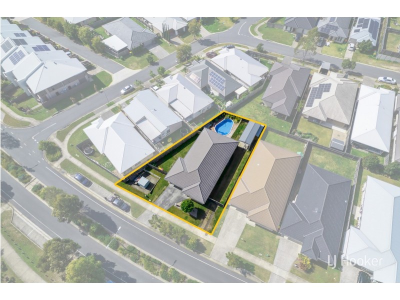 42 Garragull Drive, Yarrabilba QLD 4207